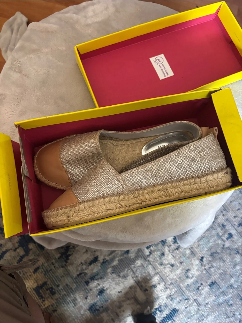 Kenneth Cole Reaction Metallic Gold and Tan Espadrille Flats
